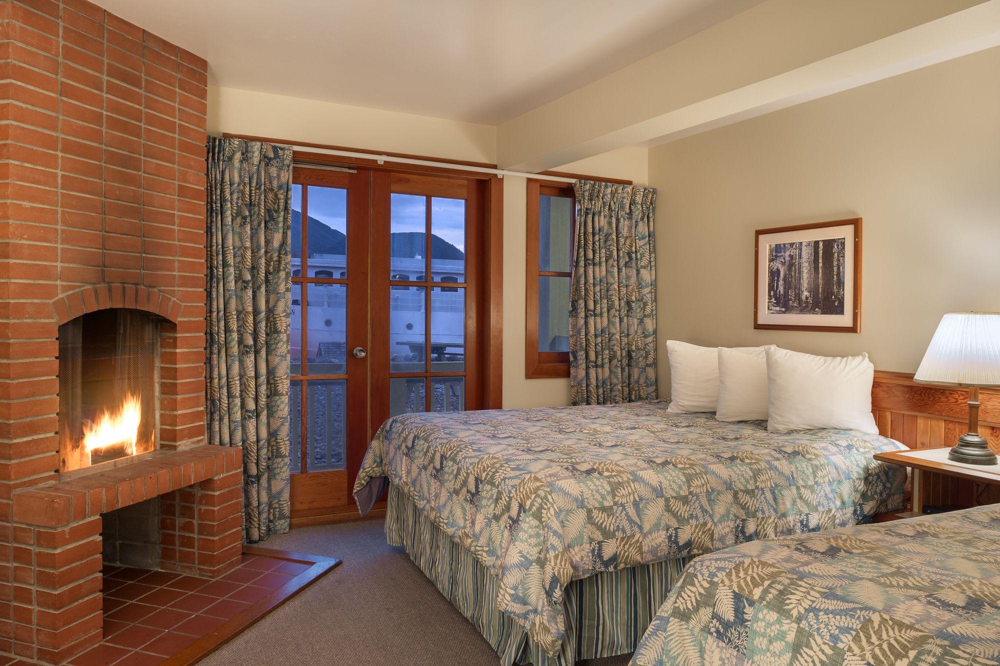 Canadian Princess Lodge & Marina Ucluelet Buitenkant foto