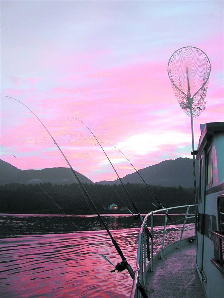 Canadian Princess Lodge & Marina Ucluelet Buitenkant foto