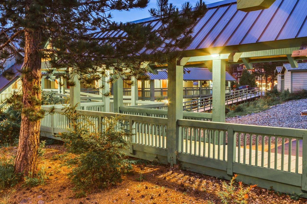 Canadian Princess Lodge & Marina Ucluelet Buitenkant foto